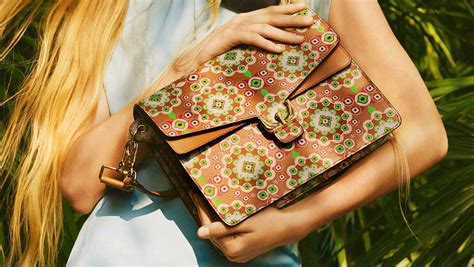 Итальянские сумки Coccinelle: 👜 особенности, интересные детали