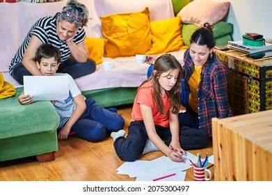 Matrimonio gay con hijos Más de fotos de stock con licencia libres de regalías Shutterstock