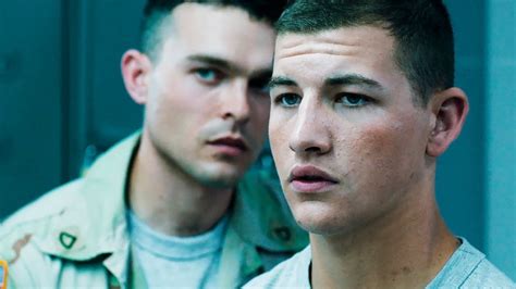 Жёлтые птицы — Русский трейлер (2018) - YouTube