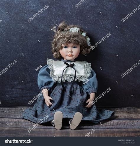 329 Pretty Blonde Dressed Doll Images Stock Photos Vectors Shutterstock
