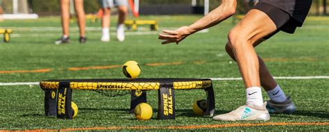 UAM Roundnet (Spikeball) - A New Event at the JKU | JKU Linz