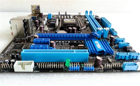 ASUS P8B75-M LX affordable & Good [Review] - www.hardwarezone.com.sg