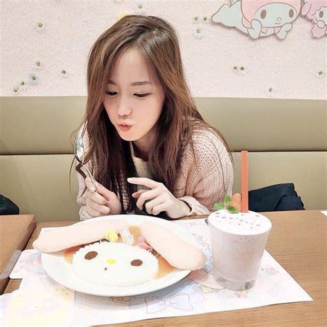 Ng T Ng Y V I V Ng Y U T Ng Ch T C A Hot Girl Th I Lan T O D Ng Trong Khi N