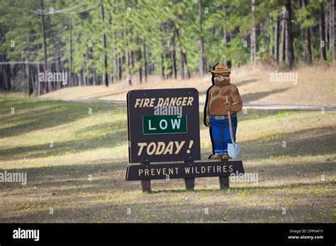 Low Fire Risk Sign Stock Photo Alamy