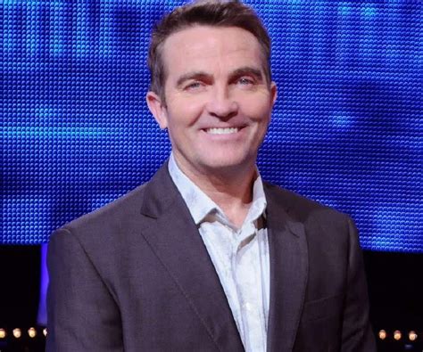 bradley walsh biography facts childhood family life achievements