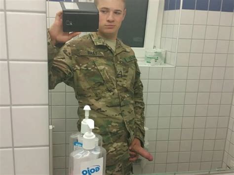 Naked Male Selfies Photo BoyFriendTV