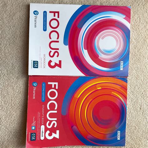 Focus 3 Textbook + workbook, 興趣及遊戲, 書本 & 文具, 教科書 - Carousell