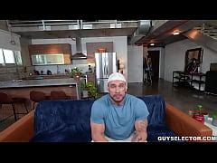 Guy Selector Cum Interact With Davin Strong The Fuckable Bodybuilder Free Mobile Porn