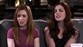 Caliente Pelirroja MILF Lauren Phillips Comp XNXX