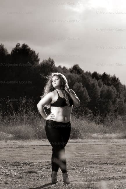 Book De Modelos Amateur La Joven Modelo Hoy Es Nana