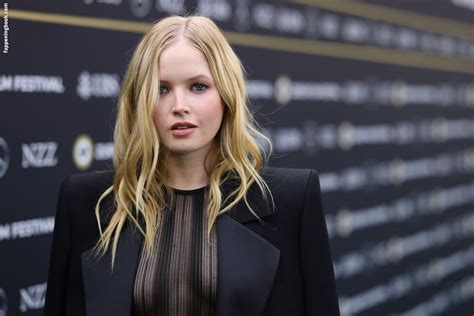 Ellie Bamber Nude The Fappening Photo FappeningBook