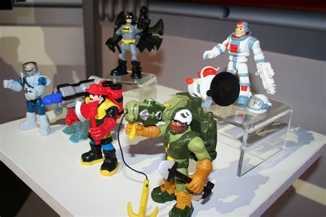 Toy Fair 2011 Coverage - Mattel: DC Super Friends - Parry Game Preserve