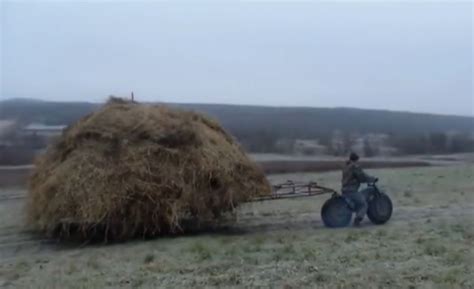 Россиянин изобрёл мотовездеход, который можно упаковать в чемодан