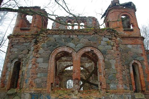 Церковь Троицы Живоначальной, Берзауне (Мадонский край), фотография. фасады