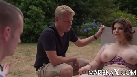 Mariskax La Tetona Lucia Love Se Folla A Los Paisajistas Xvideos