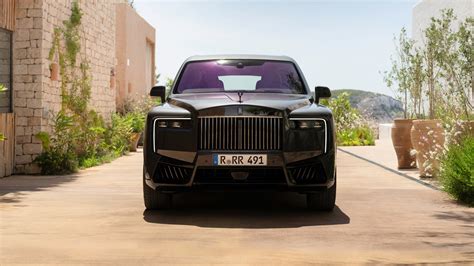 Rolls Royce Cullian Series Ii Black Badge Review Luxury With Attitude Car Magazine