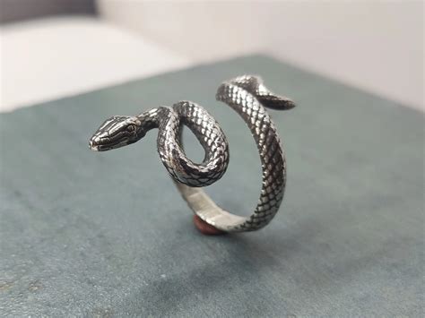 Кольцо змея серебро 925 пробы , кольцо в виде змеи Ширина 30 мм ...