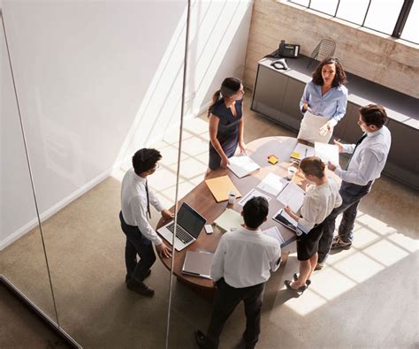 Security Camera Solutions for Office Buildings | Lorex for Business