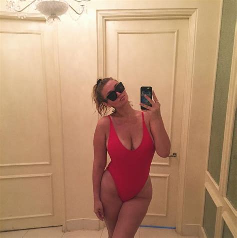 Red Swimsuit Porn Pic