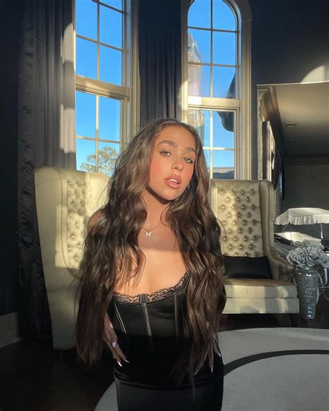 Ariana Biermann's 21st birthday cake decorated with DUI mugshot