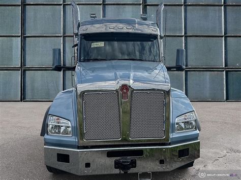 T880 52 Mid Roof Kenworth Ontario