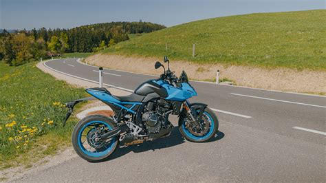 Suzuki GSX S Naked Bike Vergleich Test