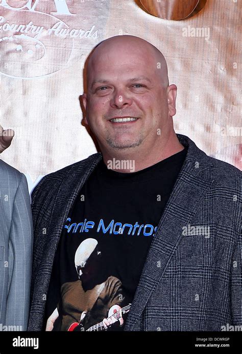 rick harrison  american country awards arrivals   mgm grand