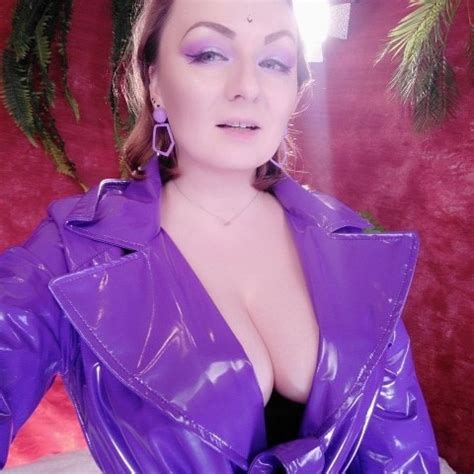 Saliva And Pee Pissing Golden Rain Fetish Video Sexy Milf Blonde Arya Xhamster