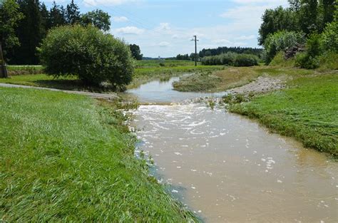 Mehrere Eins Tze Nach Unwetter Bezirk Braunau