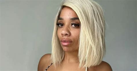 Mum Of Four Quits Job For Onlyfans And Now Makes K A Month From Milf Content Daily Star