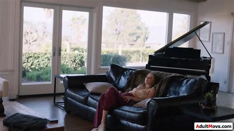 I Almost Got Caught Rubbing My Pussy By The Busty Realtor