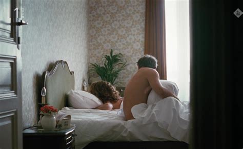 THE MAID SEES HIM NAKED ThisVid