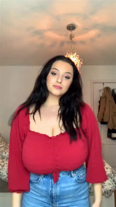 Bouncy Juggs | Scrolller