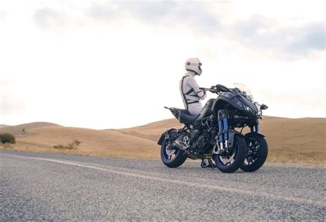 Test Barton N125 N jak Naked Bike 125 ccm Jednoślad pl