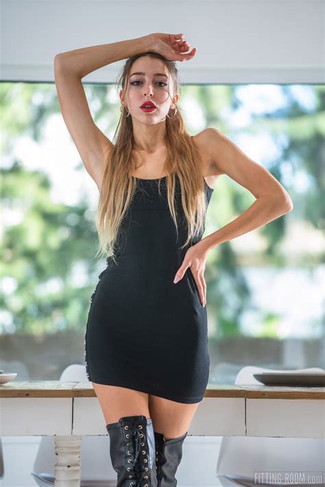 Mary Popiense In Hardcore Teen At Fitting Room Cherry Nudes