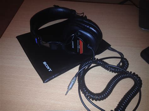 Sony MDR-V6 image (#1634254) - Audiofanzine