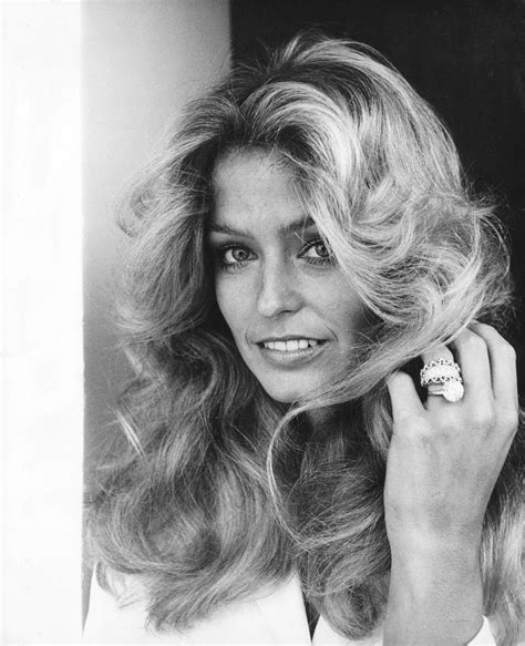 13 Times Farrah Fawcett Was A Natural Beauty | British Vogue