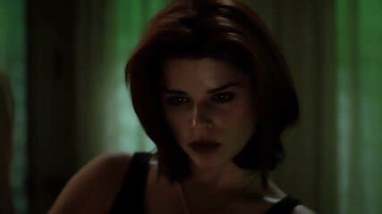 Wild Things Threesome Sex Scene