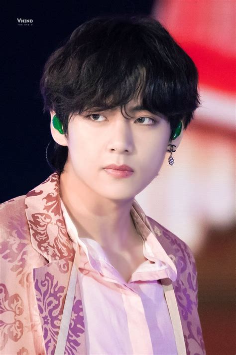He Is A King Yall Kingtaehyungbtsv Tina Image Black Heart Emoji
