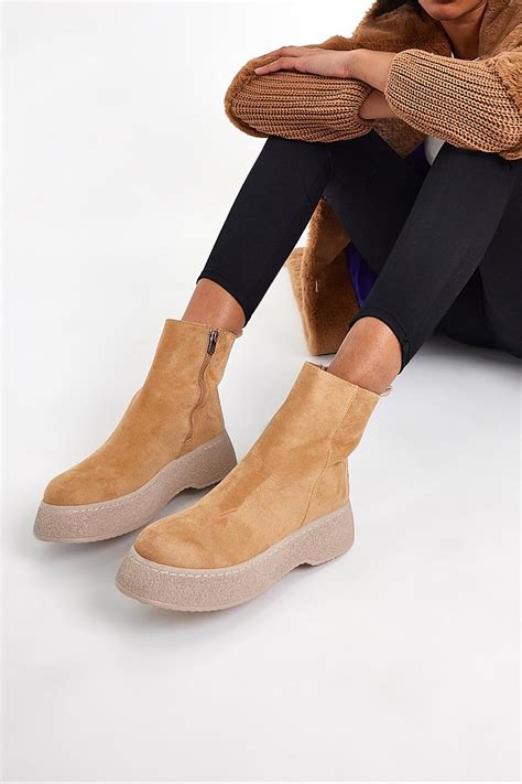 Yüksek Poli Taban Fermuarlı Süet Kadın Nude Süet TBACR313 Tonny Black