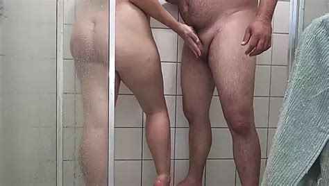 Blowjob Und Sex Im Badezimmer Mit Creampie Am Ende XHamster