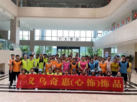 Sexy Women Crystal Heart Chest Stickers Bikini Pair Rhinestone Tassel