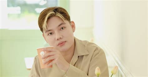 Hot Tiktoker B O B O Thu Nh P H Ng Tr M Tri U M I Th Ng T M C Ti U Mua Nh Tr C N M Tu I