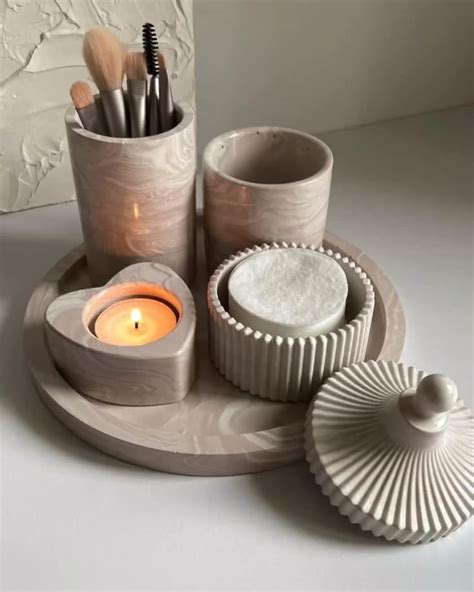 Pin by Cátia Dall Agnol on parede | Candle making recipes, Diy ceramic ...