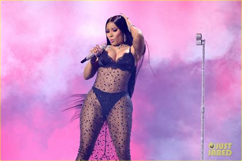 Nicki Minaj Debuts New Song From Pink Friday 2 At Mtv Vmas 2023 Watch Now Photo 4967614