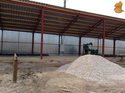 Навесы для сельскохозяйственной техники: практические примеры ...