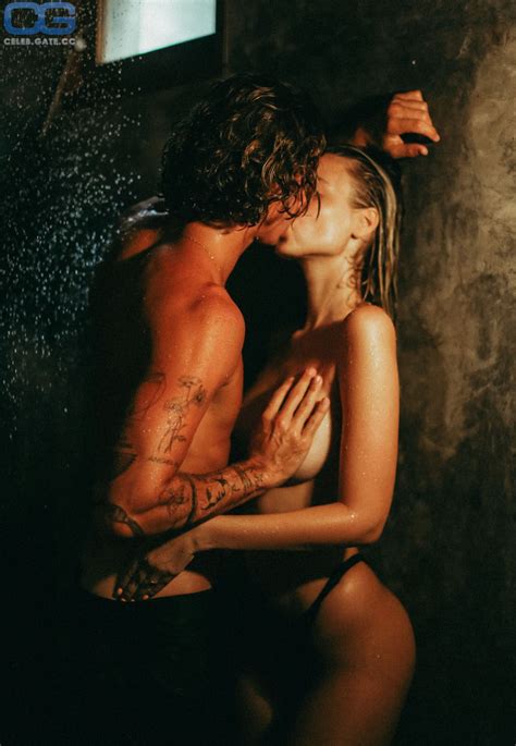 Polina Malinovskaya Nude Pictures Photos Playboy Naked Topless Fappening