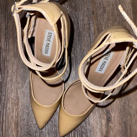 Steve Madden Nude Tan Heels 3 Straps Gem