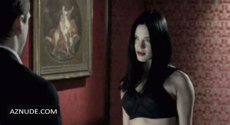 Les Morsures De L Aube Nude Scenes Aznude