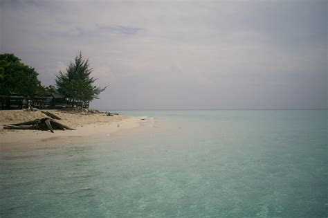 Aryabhatara Pantai Tanjung Karang Donggala Sulawesi Tengah